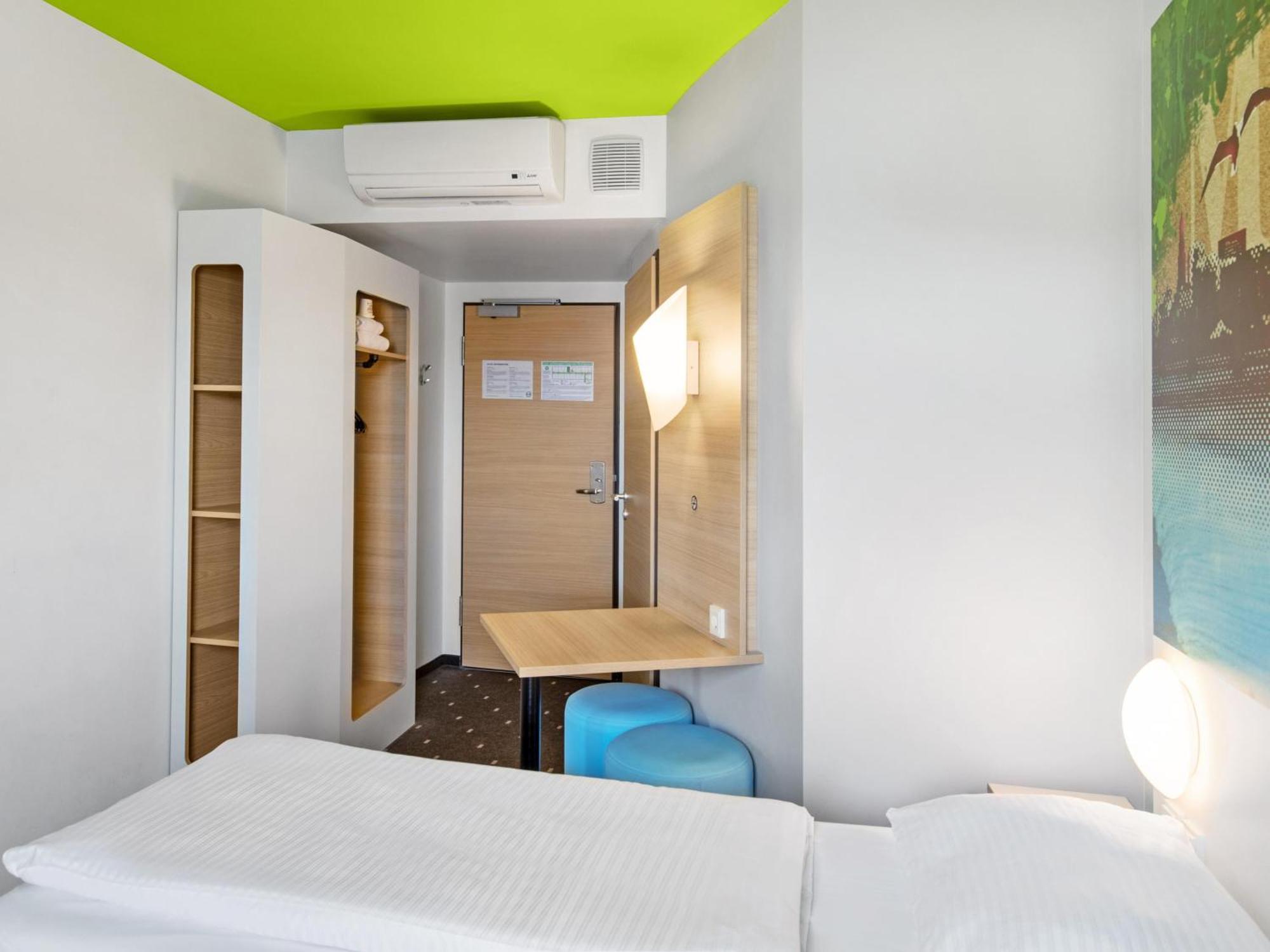 B&B Hotel Hamburg-Wandsbek Экстерьер фото